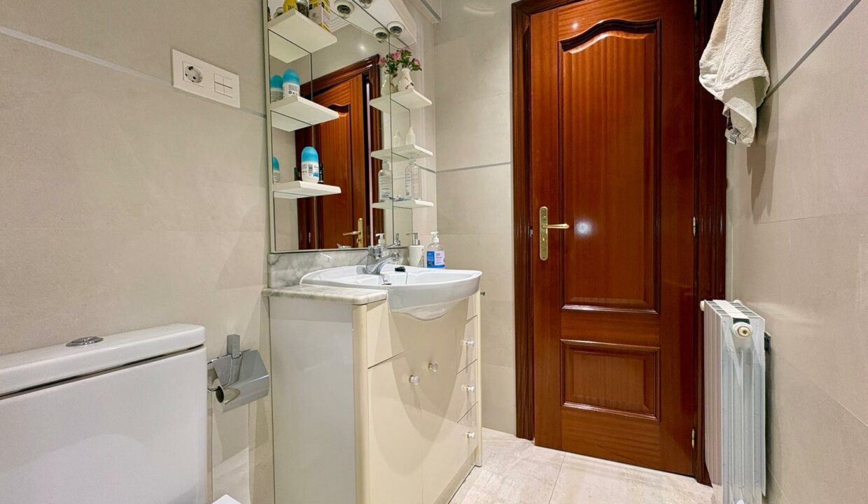 19ab2597-fad7-4109-8eb3-edb21f9c5bdb