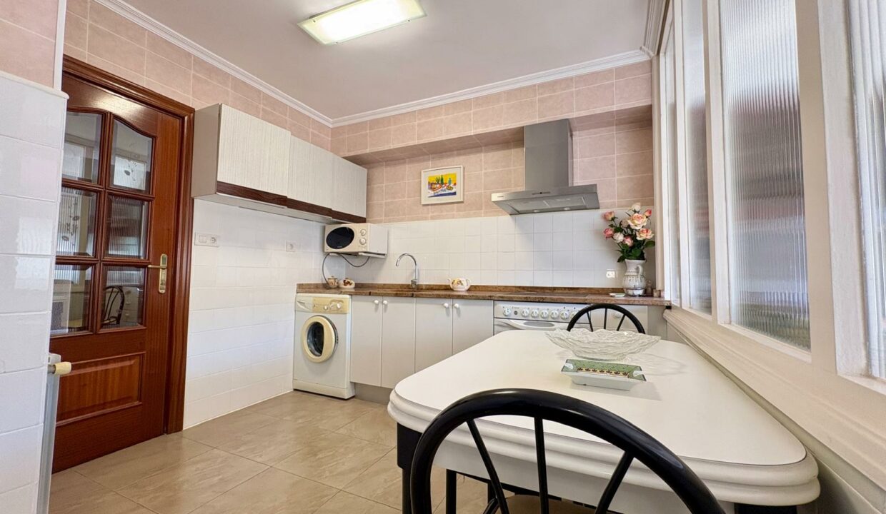 8fb3dd3d-44a8-4932-bd58-5d4f897f67cc