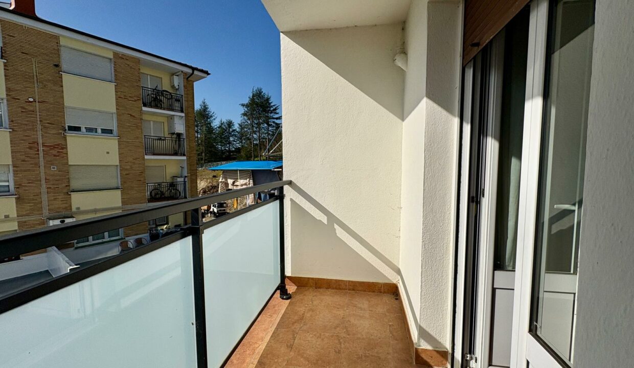 90ef9ad6-b69a-4c36-ae5f-9a3811648bc8